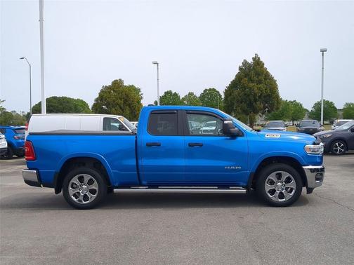 Hydro Blue Pearlcoat 2025 RAM 1500 Big Horn/Lone Star