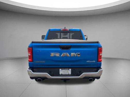 Hydro Blue Pearlcoat 2025 RAM 1500 Big Horn/Lone Star