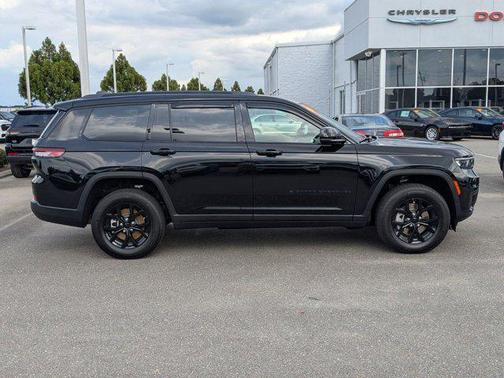 2025 Jeep Grand Cherokee L Altitude