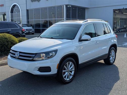 2017 Volkswagen Tiguan 2.0T Wolfsburg Edition