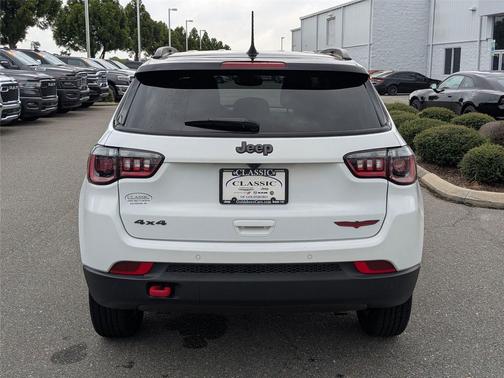 2023 Jeep Compass Trailhawk