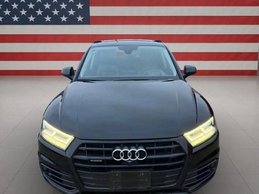 2019 Audi Q5 45 Premium