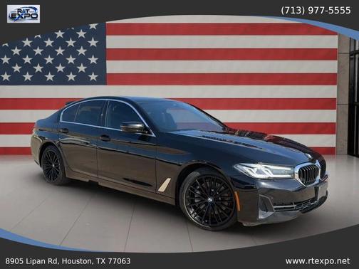 Black 2022 BMW 530 i