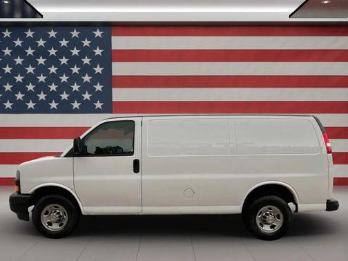 2021 Chevrolet Express 2500 RWD 2500 Regular Wheelbase WT