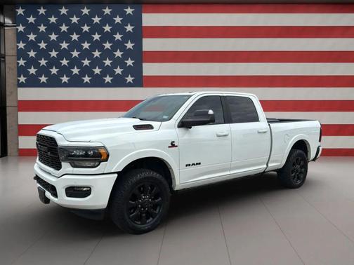 2022 RAM 2500 Limited Crew Cab 4x4 6'4' Box