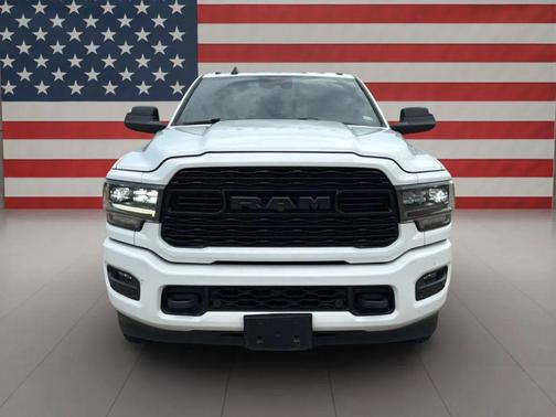 2022 RAM 2500 Limited Crew Cab 4x4 6'4' Box