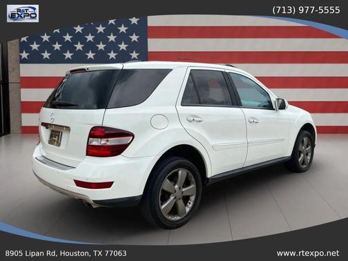Arctic White 2009 Mercedes-Benz M-Class 4MATIC