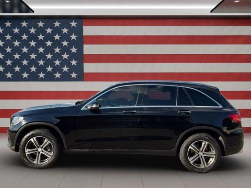 2016 Mercedes-Benz GLC 300 Base