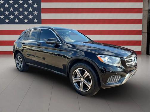 2016 Mercedes-Benz GLC 300 Base