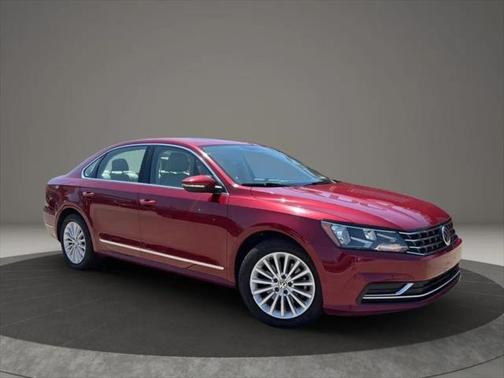 2016 Volkswagen Passat 1.8T SE