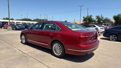 2016 Volkswagen Passat 1.8T SE