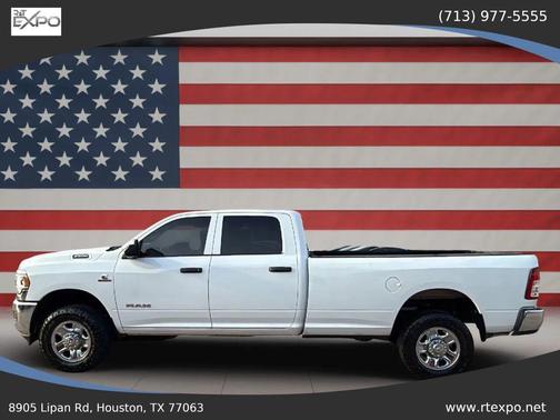 2022 RAM 2500 Tradesman Crew Cab 4x4 8' Box