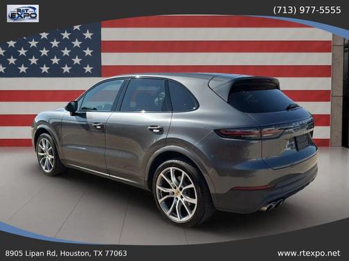 Black 2019 Porsche Cayenne S