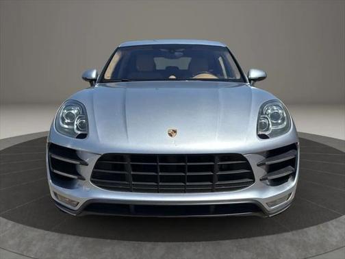 2015 Porsche Macan Turbo