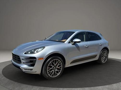2015 Porsche Macan Turbo