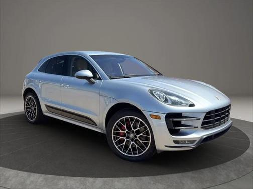2015 Porsche Macan Turbo