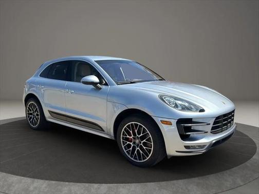 2015 Porsche Macan Turbo