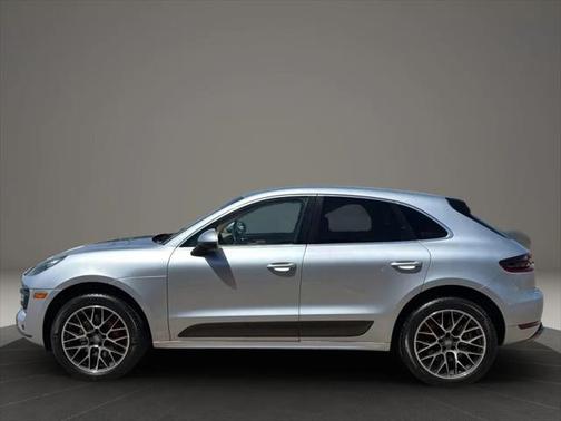 2015 Porsche Macan Turbo