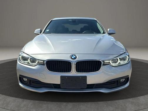 2018 BMW 320 i