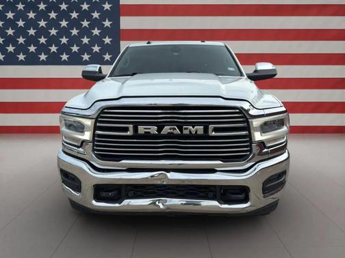 2022 RAM 2500 Laramie Crew Cab 4x4 6'4' Box