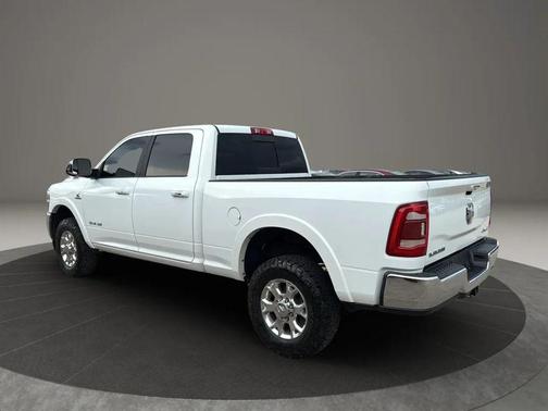 2022 RAM 2500 Laramie Crew Cab 4x4 6'4' Box