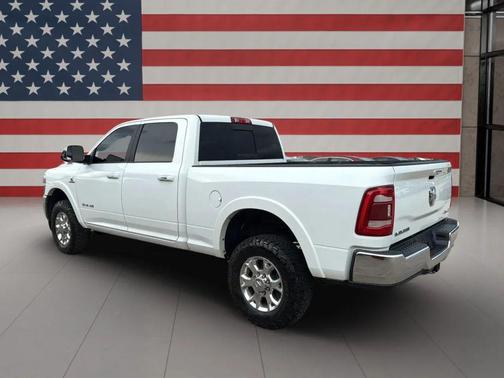 2022 RAM 2500 Laramie Crew Cab 4x4 6'4' Box