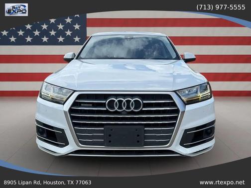 White 2018 Audi Q7 3.0T Prestige