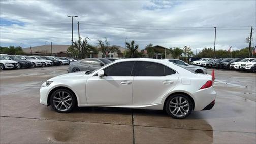 2018 Lexus IS 300 Base