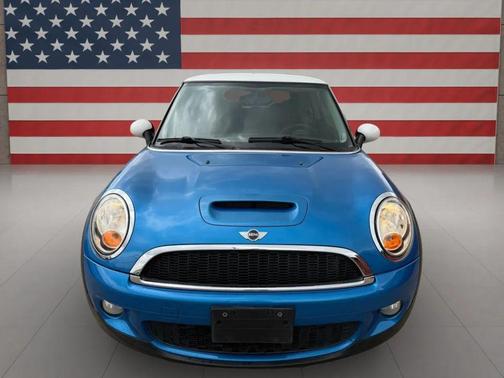 2007 MINI Cooper S Base