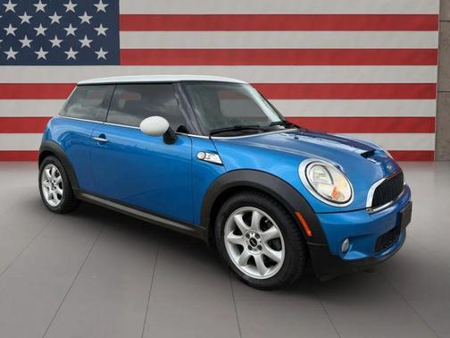 2007 MINI Cooper S Base