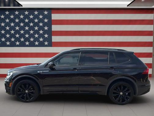 2021 Volkswagen Tiguan 2.0T SE R-Line Black