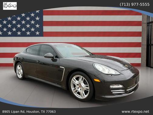 2013 Porsche Panamera 4 Platinum Edition