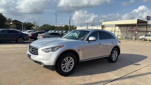 2016 INFINITI QX70 Base