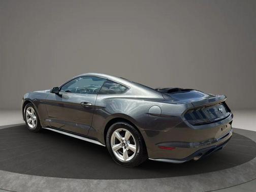 2018 Ford Mustang EcoBoost
