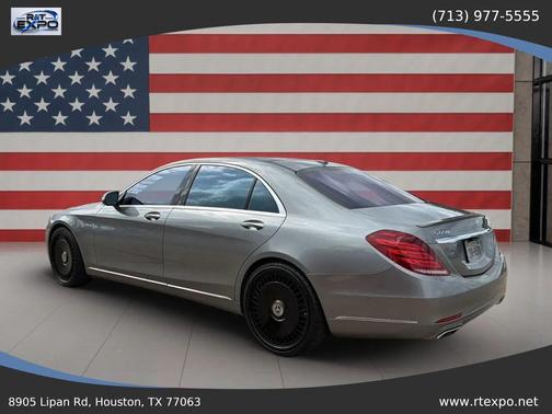 Gray 2014 Mercedes-Benz S-Class S 550 Sedan 4D