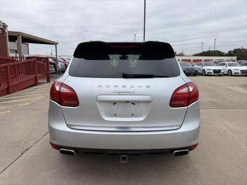 2012 Porsche Cayenne S