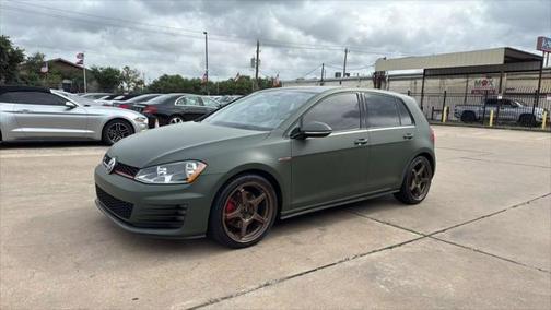 2015 Volkswagen Golf GTI 2.0T SE 4-Door
