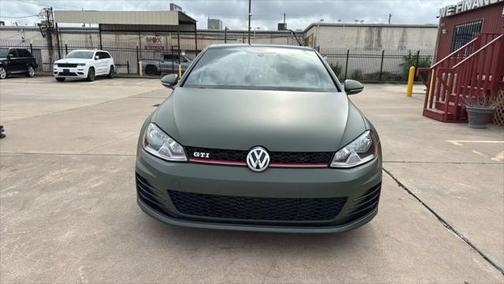 2015 Volkswagen Golf GTI 2.0T SE 4-Door