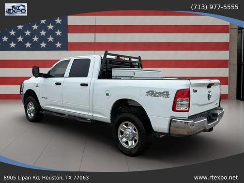 Bright White Clearcoat 2022 RAM 2500 Tradesman Crew Cab 4x4 6'4' Box