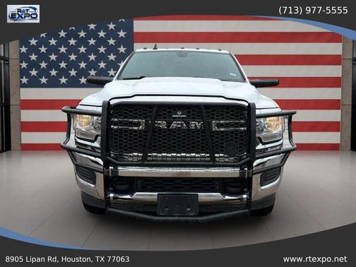 Bright White Clearcoat 2022 RAM 2500 Tradesman Crew Cab 4x4 6'4' Box