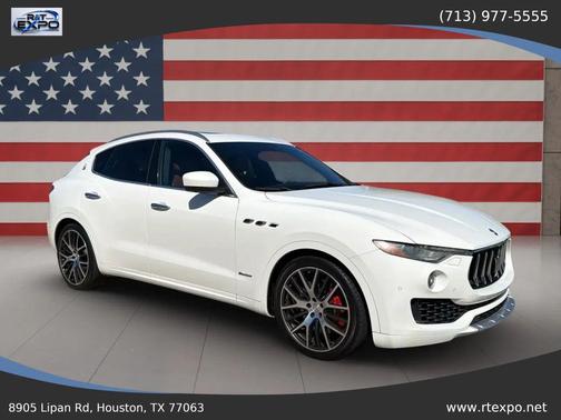 Bianco 2018 Maserati Levante S GranLusso