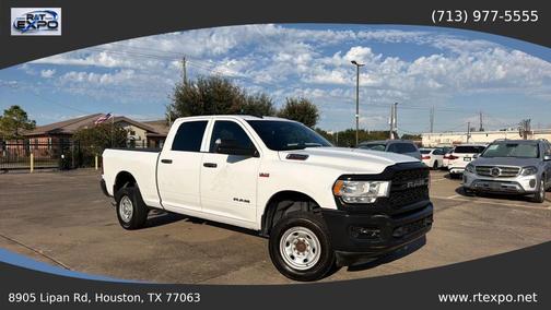 2022 RAM 2500 Tradesman Crew Cab 4x4 6'4' Box