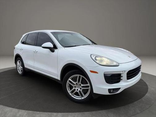 2016 Porsche Cayenne Base