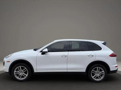 2016 Porsche Cayenne Base