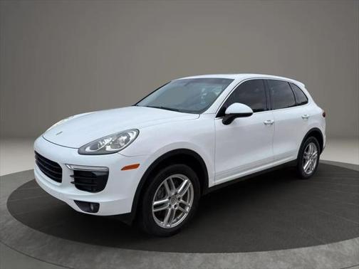 2016 Porsche Cayenne Base