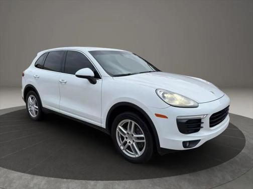 2016 Porsche Cayenne Base