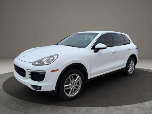 2016 Porsche Cayenne Base