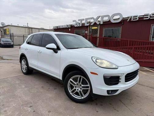 2016 Porsche Cayenne Base
