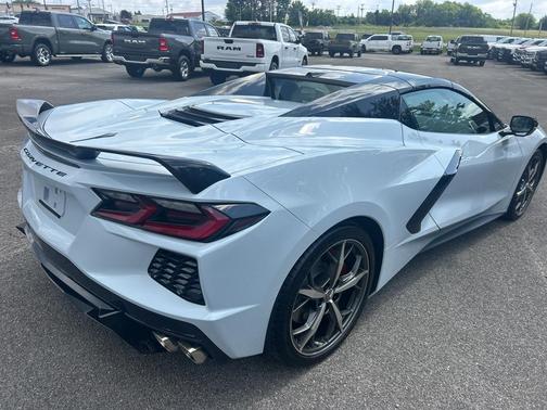 Ceramic Matrix Gray Metallic 2022 Chevrolet Corvette Stingray w/2LT