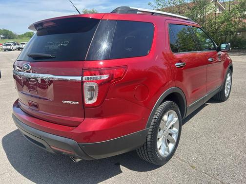 Sterling Gray Metallic 2011 Ford Explorer XLT